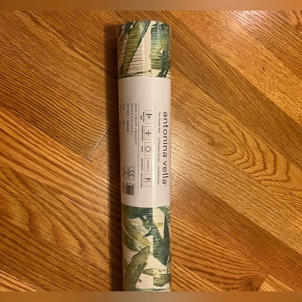 NWT Anthropologie Rainforest Leaves Wallpaper 1 roll